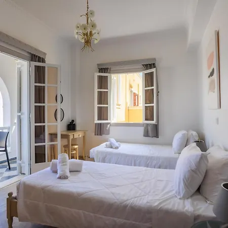 Apartment Aerno & Azul ηοme - Ahilli Slow Living Kamari (Santorini)